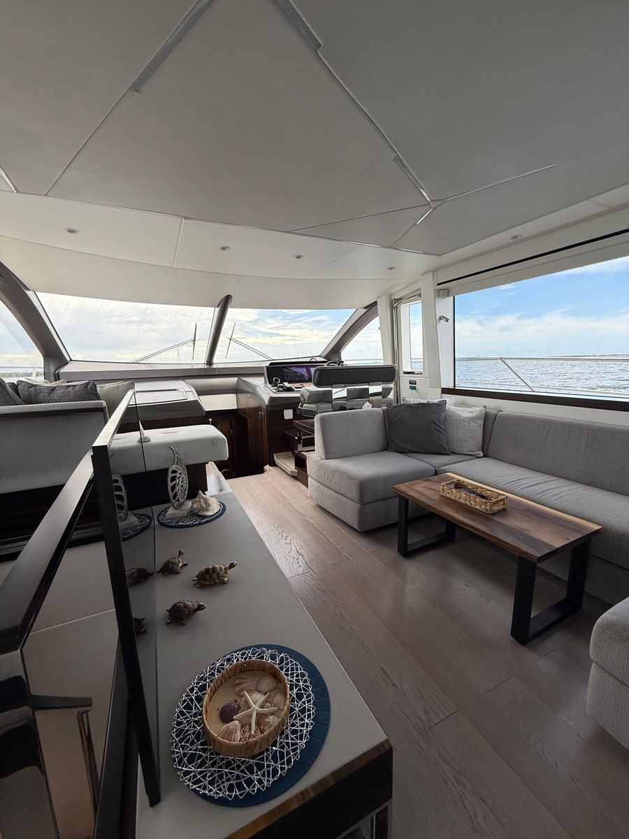 2022 Sunseeker 68 
