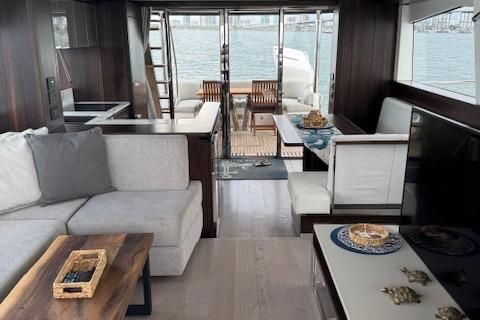 2022 Sunseeker 68 