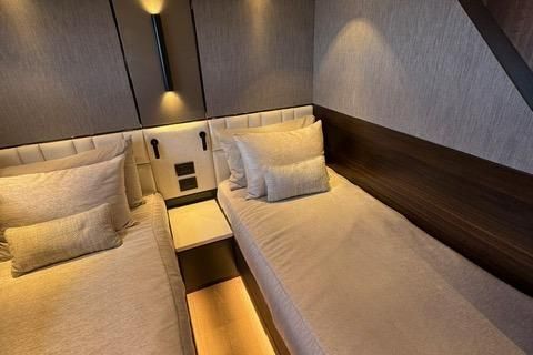 2022 Sunseeker 68 