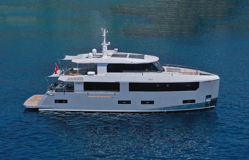 Tortura Yacht Photos Pics 