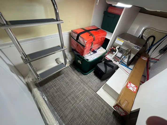 Aflecktion III Yacht Photos Pics Storage Room