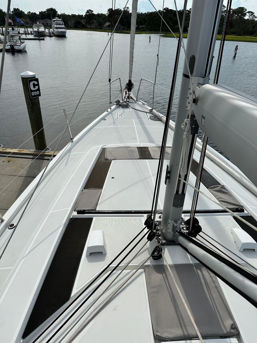 2023 Beneteau 46 