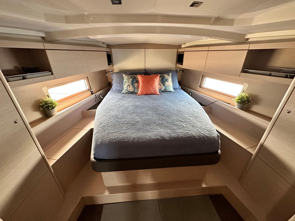 2023 Beneteau 46 