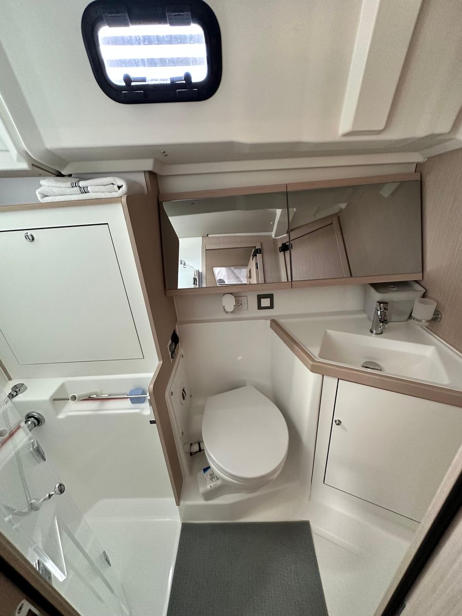 2023 Beneteau 46 