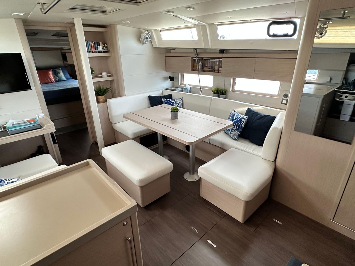 2023 Beneteau 46 