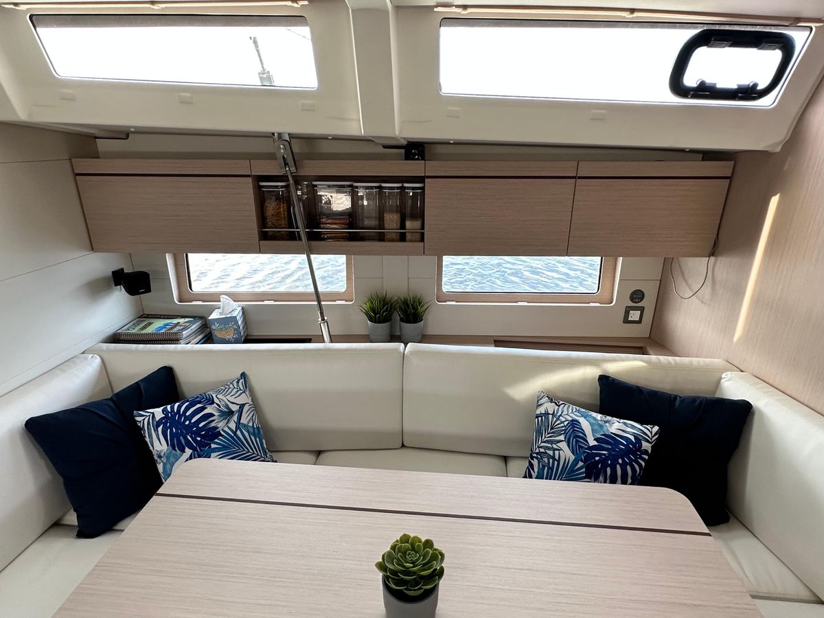 2023 Beneteau 46 