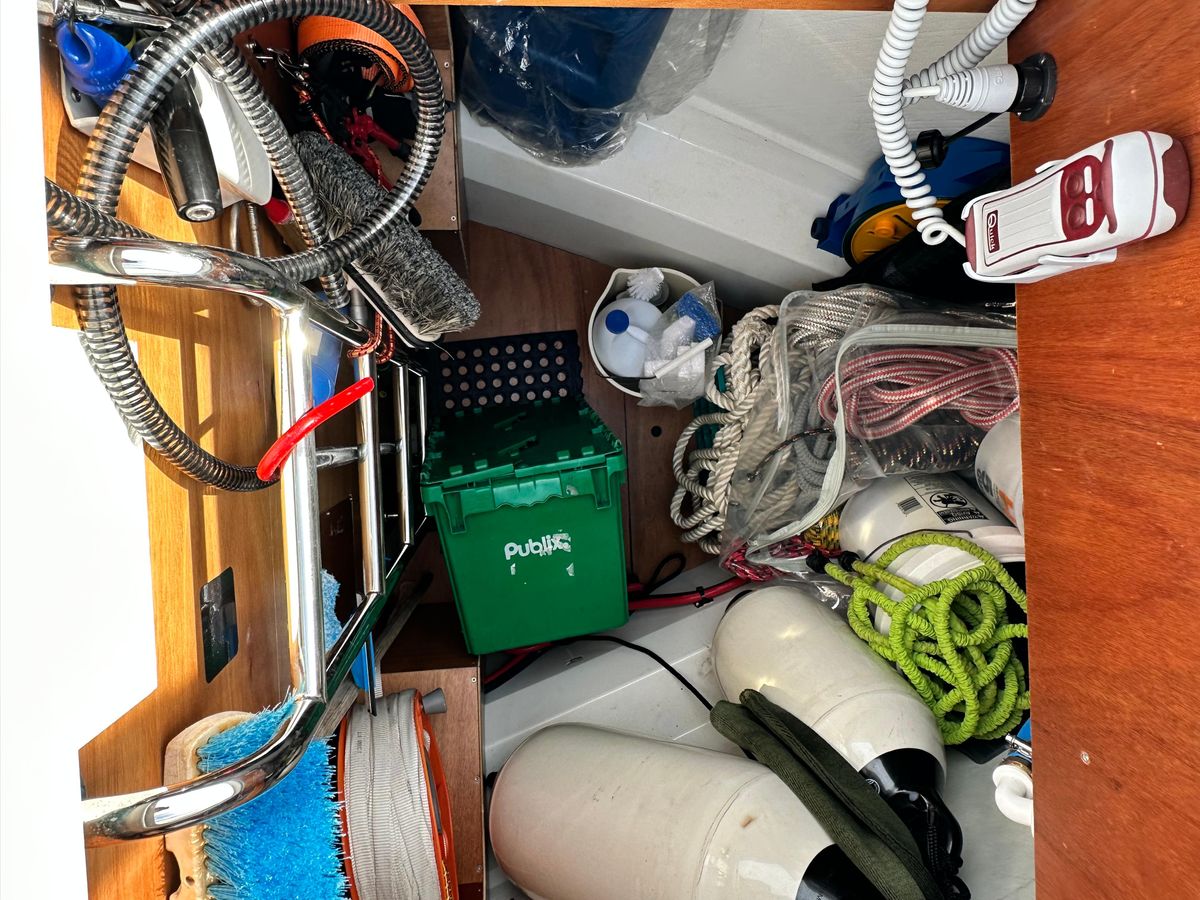 2023 Beneteau 46 
