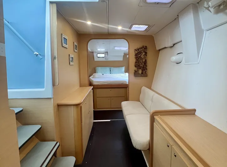 Willow Yacht Photos Pics 