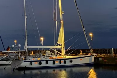 Hallberg-Rassy 57