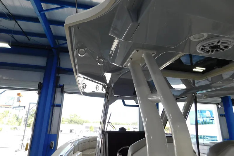 Three Point O.h. Yacht Photos Pics 2022 Pursuit S 328 Sport boat interior with sleek design and modern features.