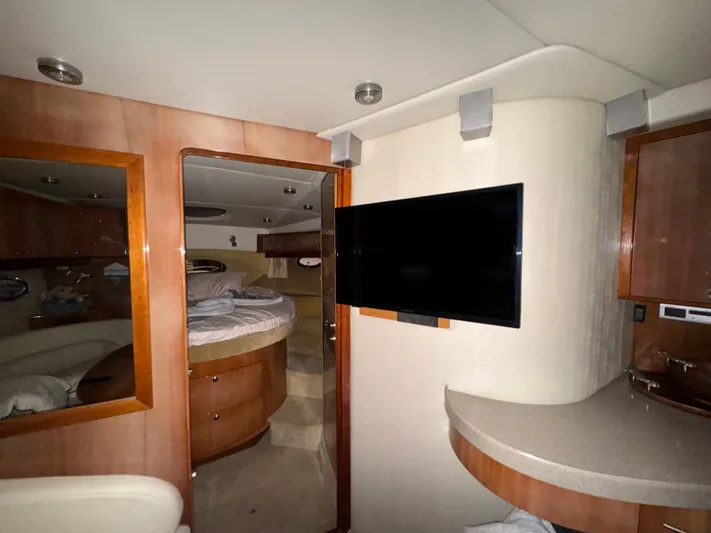 Island Goat Yacht Photos Pics 