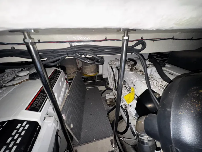 Island Goat Yacht Photos Pics 