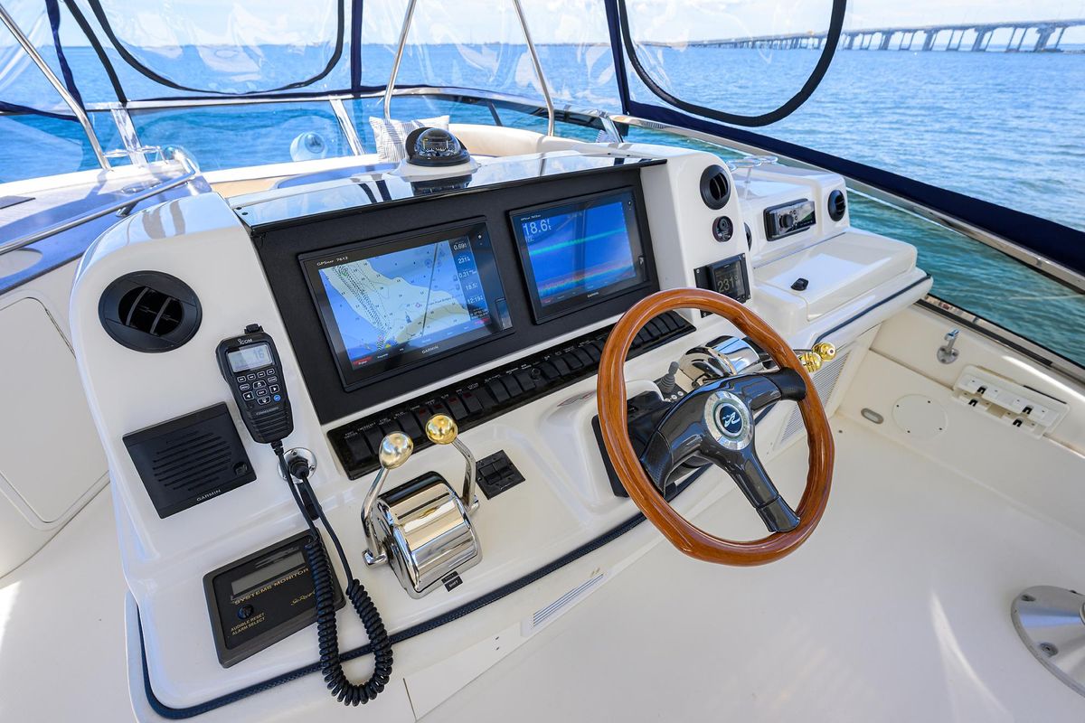 2005 Sea Ray 52 
