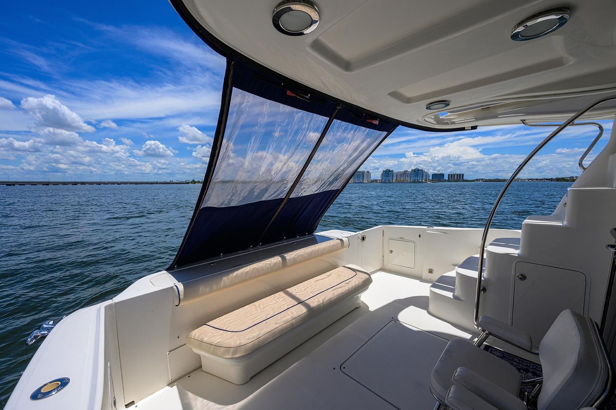 2005 Sea Ray 52 