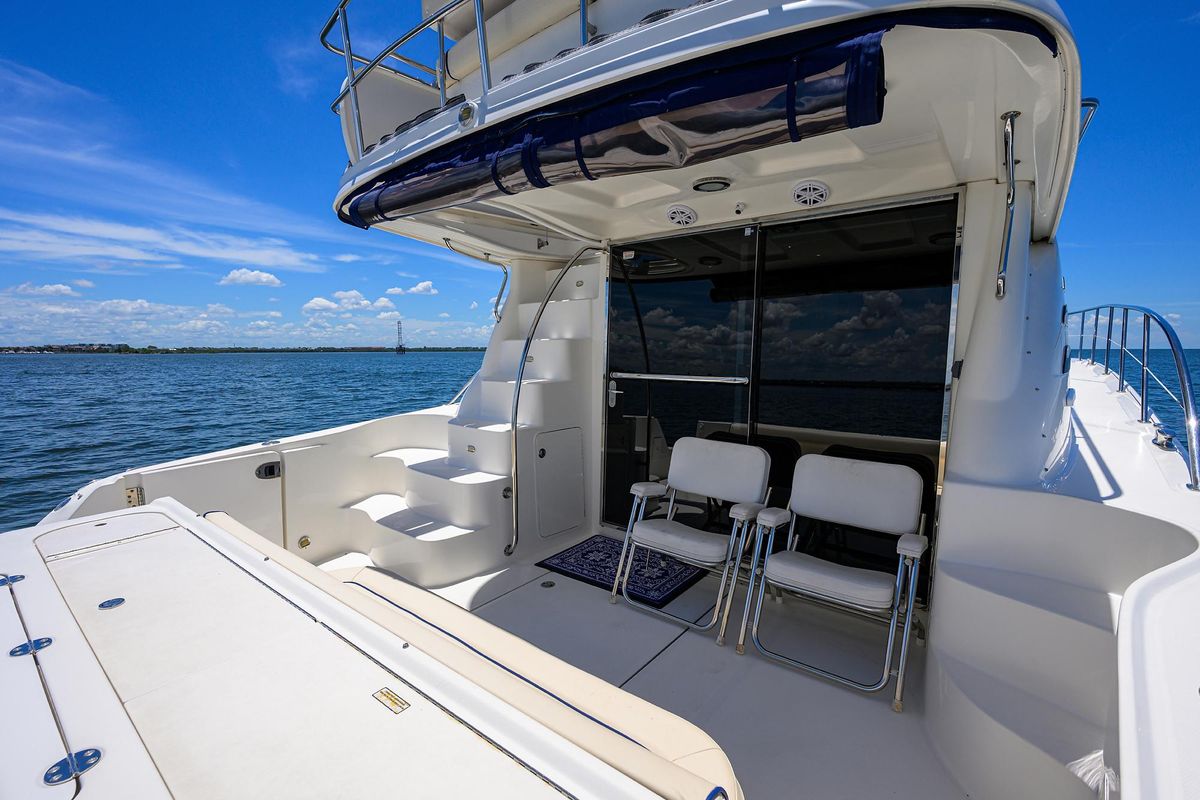 2005 Sea Ray 52 