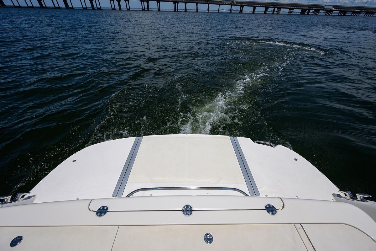 2005 Sea Ray 52 