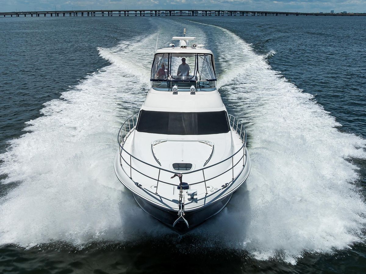 2005 Sea Ray 52 