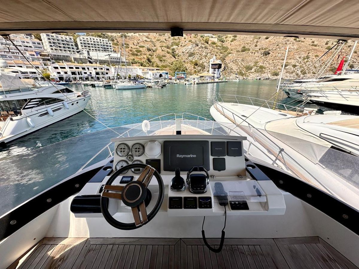 2011 Sealine 45 