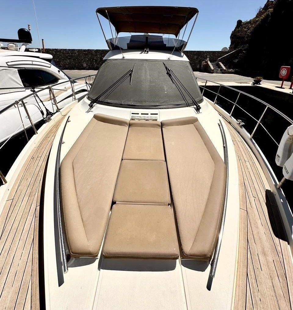 2011 Sealine 45 