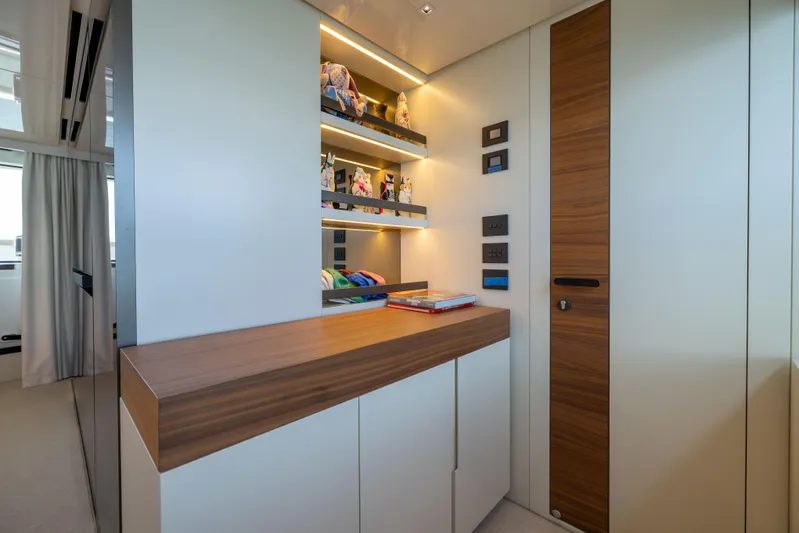 Sori San Lorenzo Yacht Photos Pics 