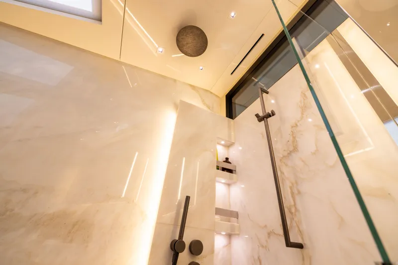 Sori San Lorenzo Yacht Photos Pics 