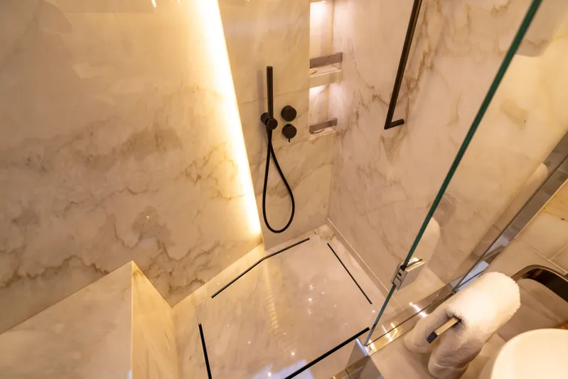 Sori San Lorenzo Yacht Photos Pics 