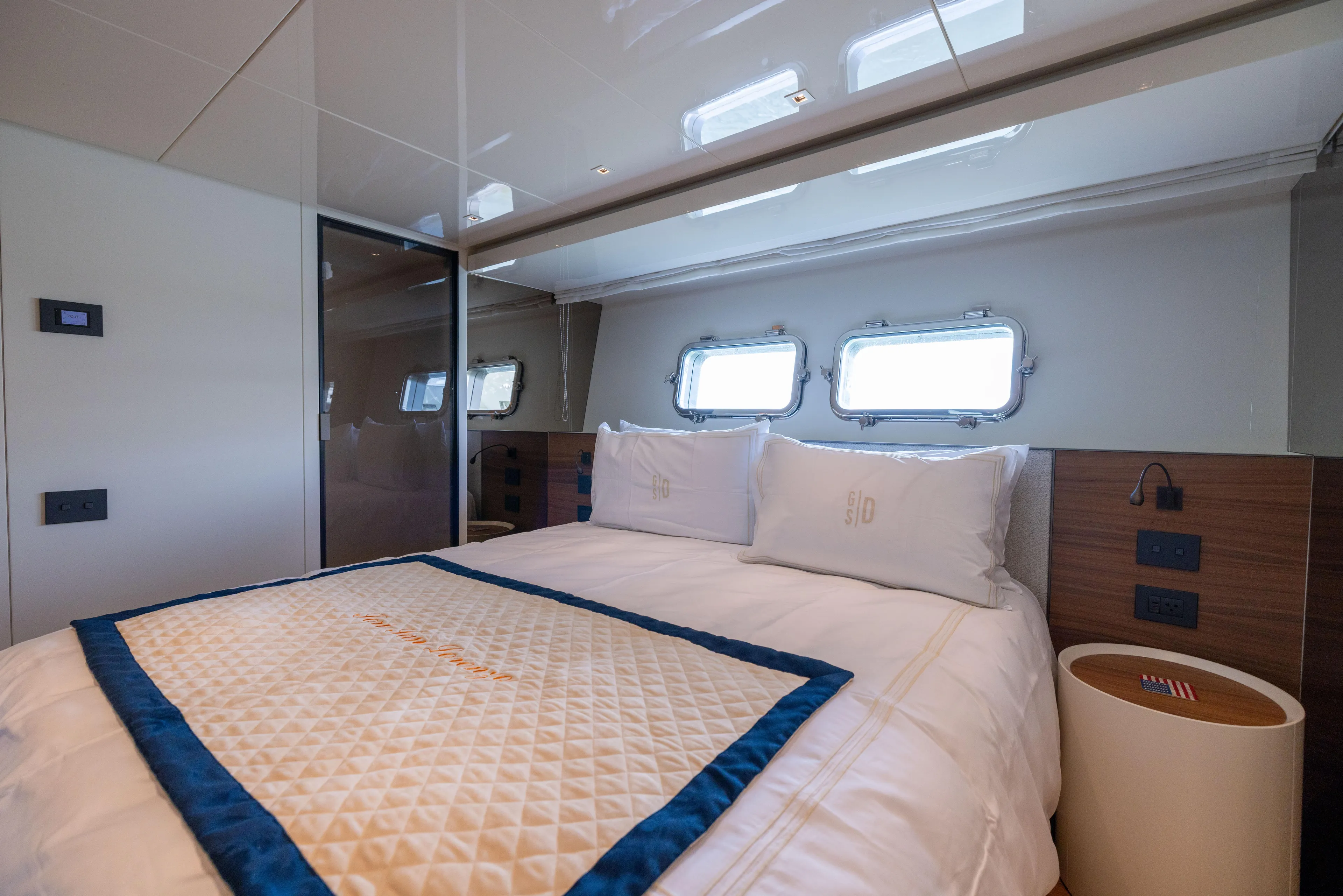 Sori San Lorenzo Yacht Photos Pics 