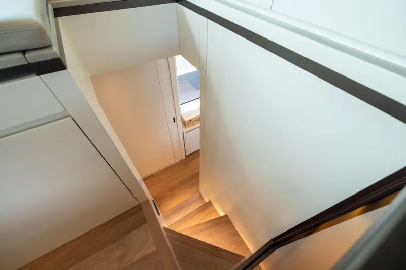 Sori San Lorenzo Yacht Photos Pics 