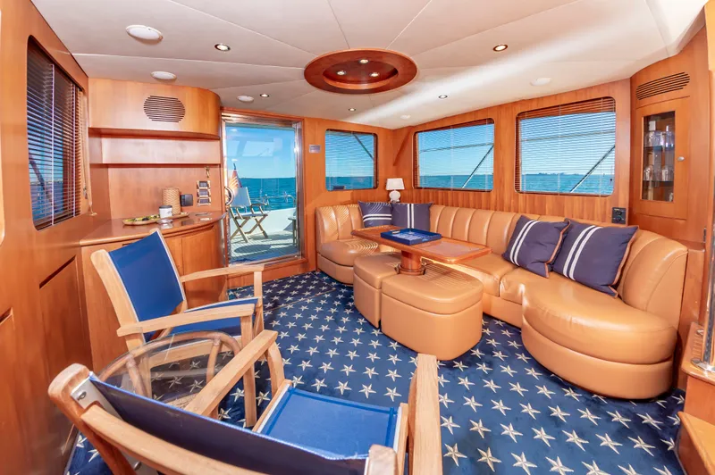 Apaiser Yacht Photos Pics 