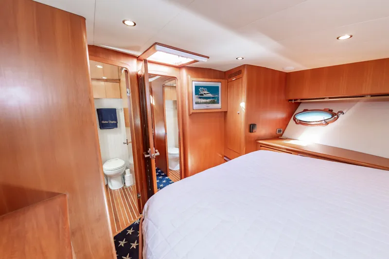 Apaiser Yacht Photos Pics 