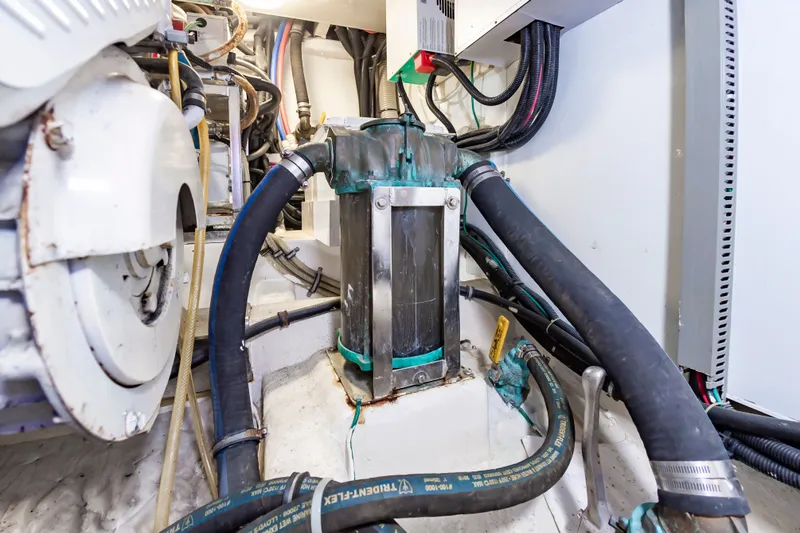 Apaiser Yacht Photos Pics 