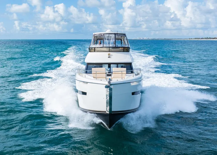 Roll Tide II Yacht Photos Pics 