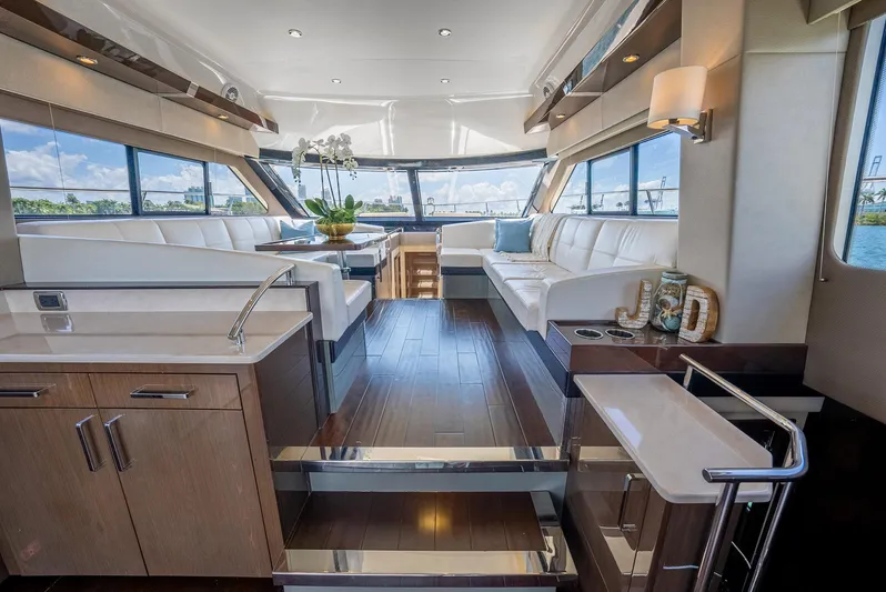 Roll Tide II Yacht Photos Pics 