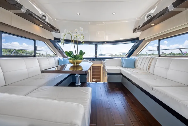 Roll Tide II Yacht Photos Pics 