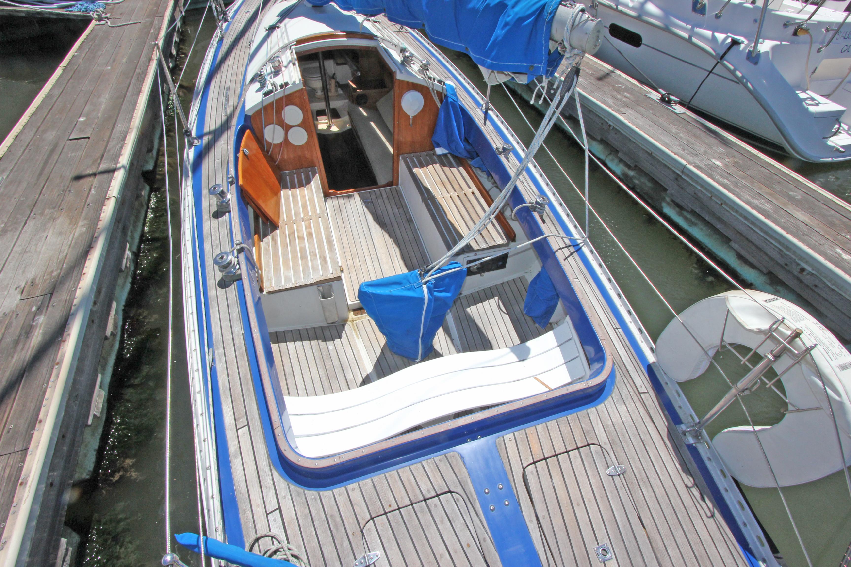 borresen bb10 yacht