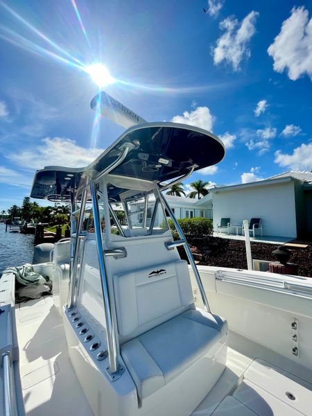 2018 Invincible 33 Open Fisherman