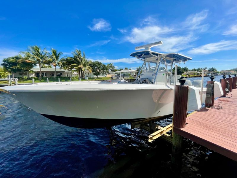 2018 Invincible 33 Open Fisherman