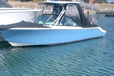 Cobia 240 DC