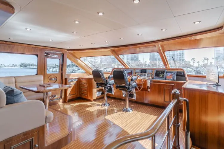 White Lotus Yacht Photos Pics 2011 President Sterling Tri-deck - Image 22