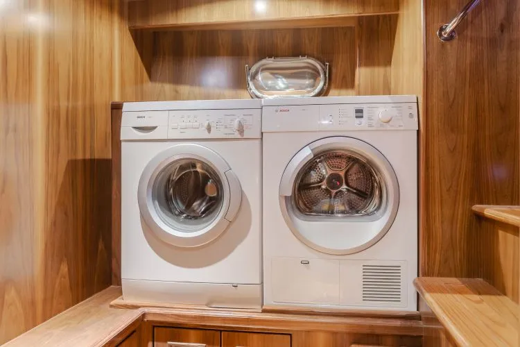 White Lotus Yacht Photos Pics 2011 President Sterling Tri-deck - Image 50