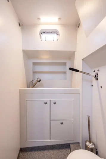 Bv3 Yacht Photos Pics 