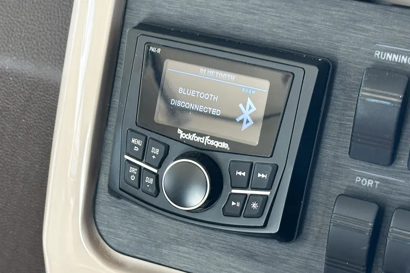  Yacht Photos Pics Control panel of a 2017 Sea Ray Sundancer 400 with Bluetooth disconnected display.