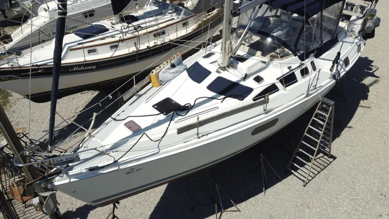 Bliss Yacht Photos Pics 