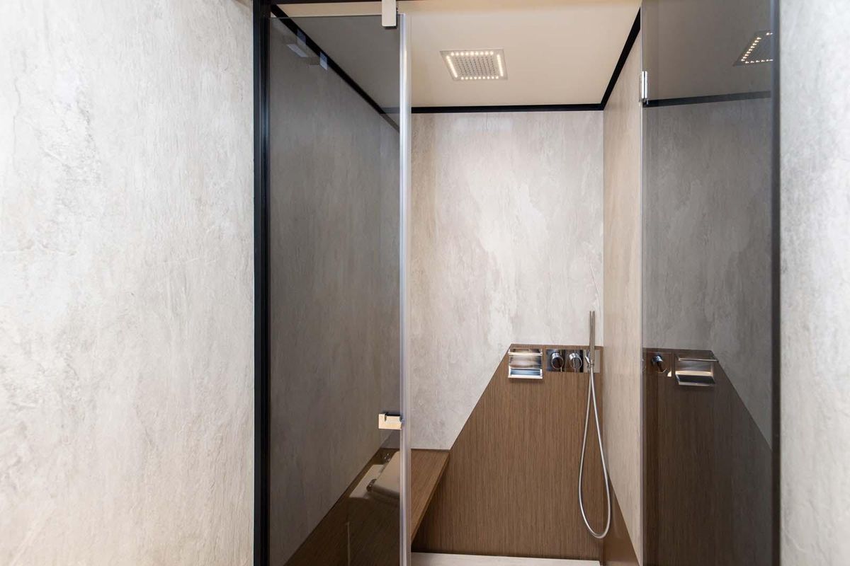 2022 Ferretti Yachts 68 