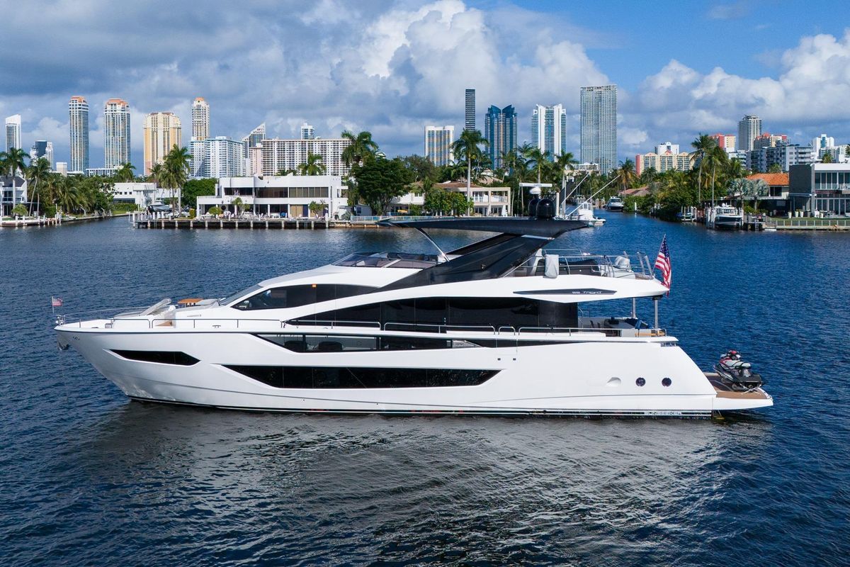 2023 Sunseeker 86 