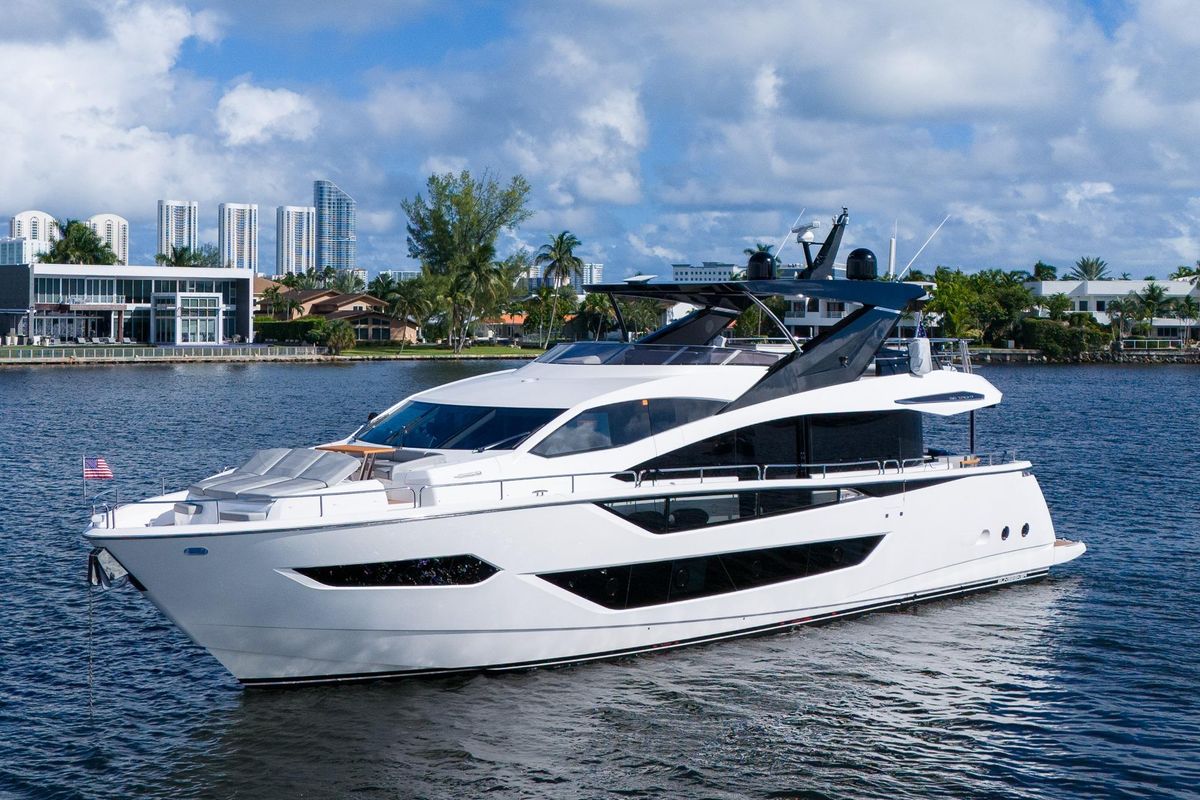 2023 Sunseeker 86 