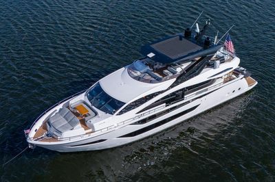 Yacht
