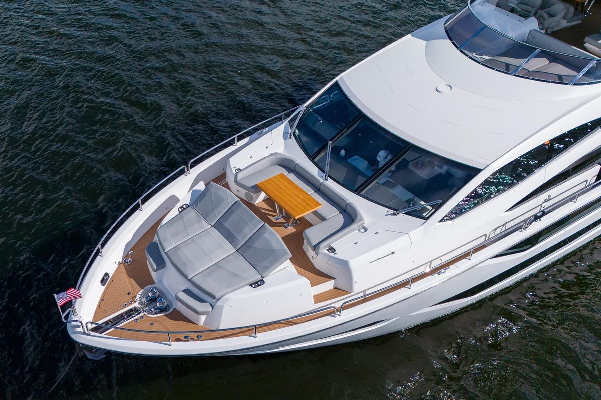 2023 Sunseeker 86 