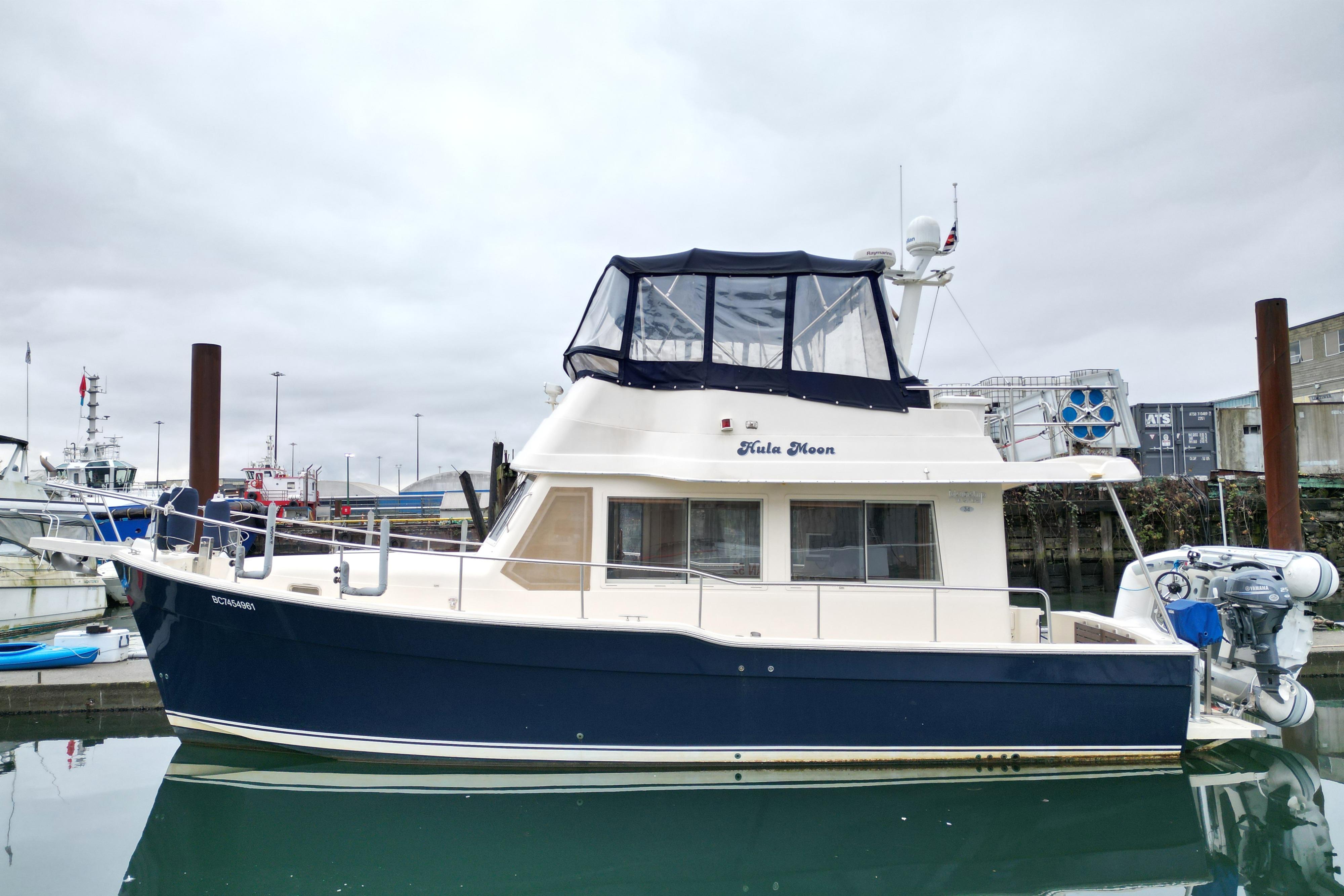 Mainship 34 Trawler