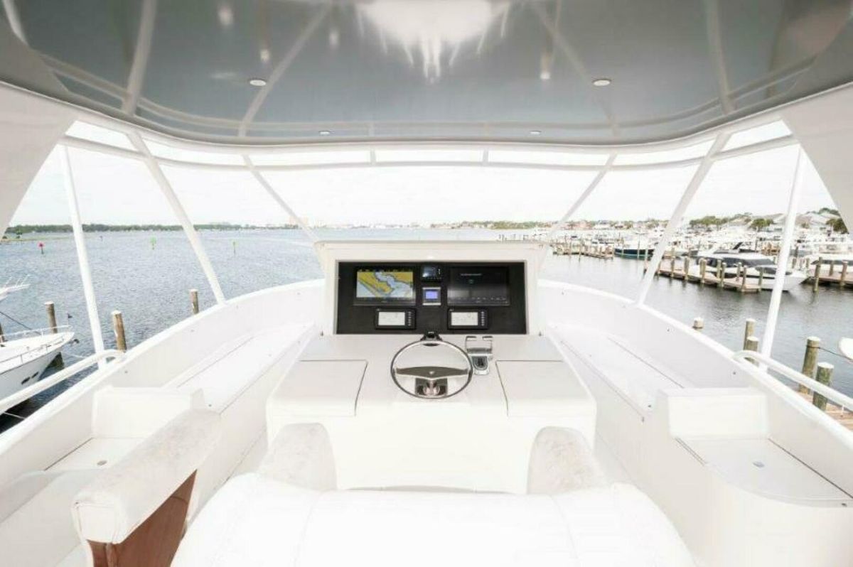 2012 Viking 76 